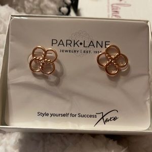 Park Lane Clover Earrings